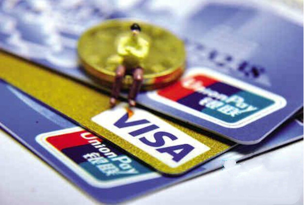 信用卡分期有哪些优势？ 信用卡分期对征信带来什么影响？